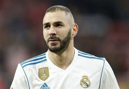 کریم بنزما: زین الدین زیدان رئال مادرید را ترک نخواهد کرد