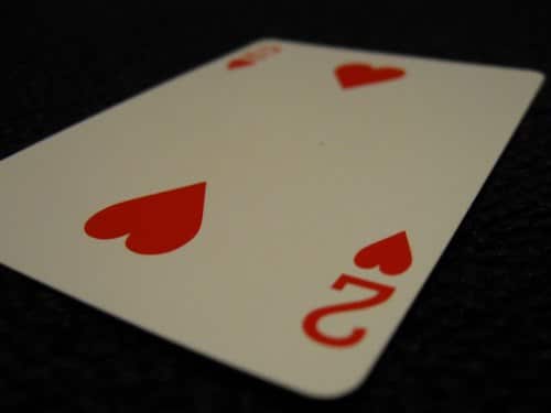 شرط بندی روی بازی کارتی سیزده چگونه انجام می شود؟